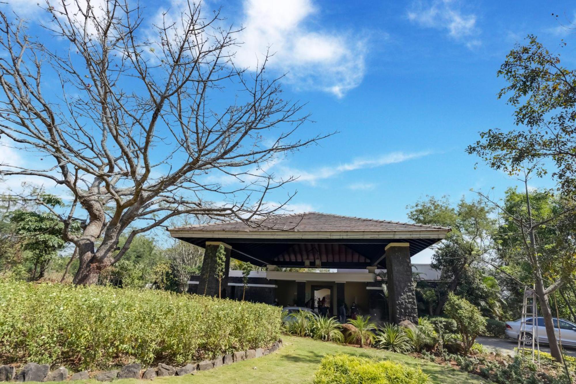 Hotel Club Mahindra Tungi, Lonavala Esterno foto